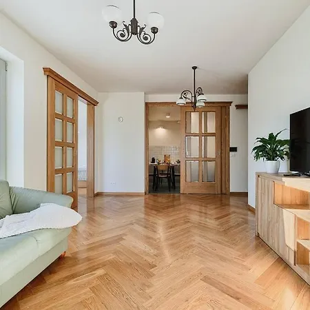 Wygodny Julianow Arturowek Apartment