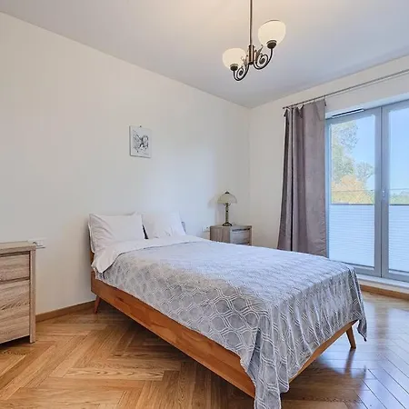 Wygodny Julianow Arturowek Apartment *